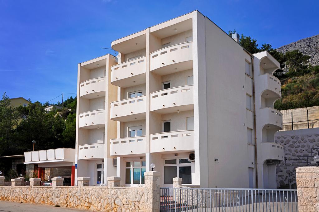 Sunrise Apartments And Studio Apartments Lokva Rogoznica Exterior photo