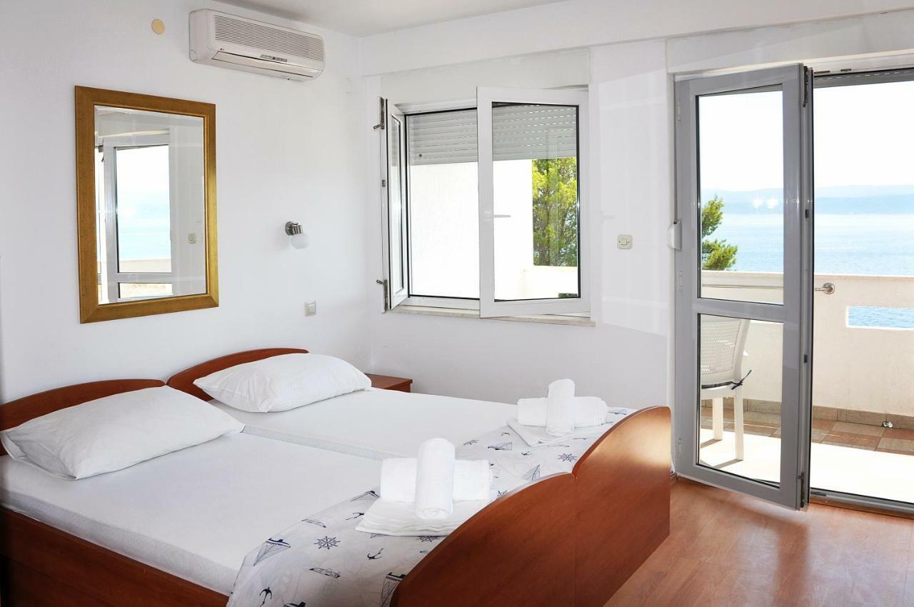 Sunrise Apartments And Studio Apartments Lokva Rogoznica Exterior photo