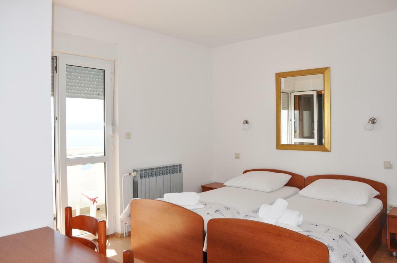 Sunrise Apartments And Studio Apartments Lokva Rogoznica Exterior photo